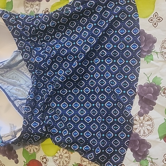 Swinging suit - Picture 3 of 3